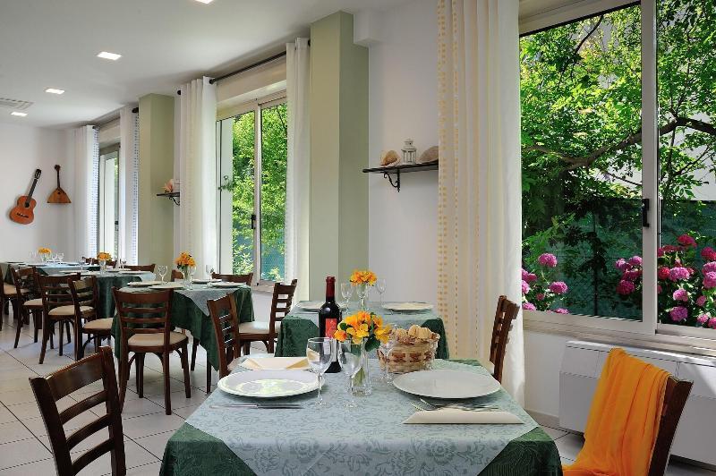 Hotel Suisse Milano Marittima Zewnętrze zdjęcie