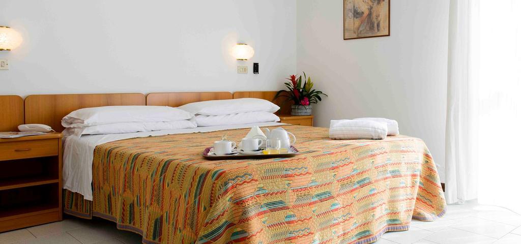 Hotel Suisse Milano Marittima Zewnętrze zdjęcie
