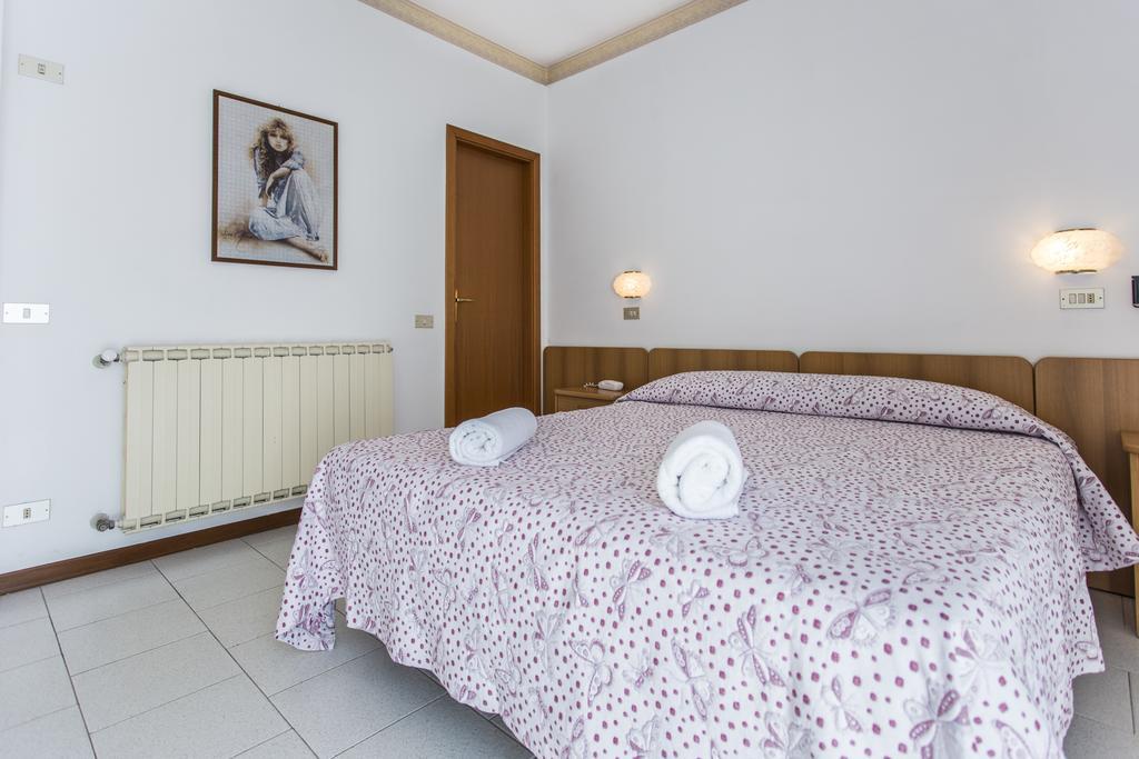 Hotel Suisse Milano Marittima Zewnętrze zdjęcie