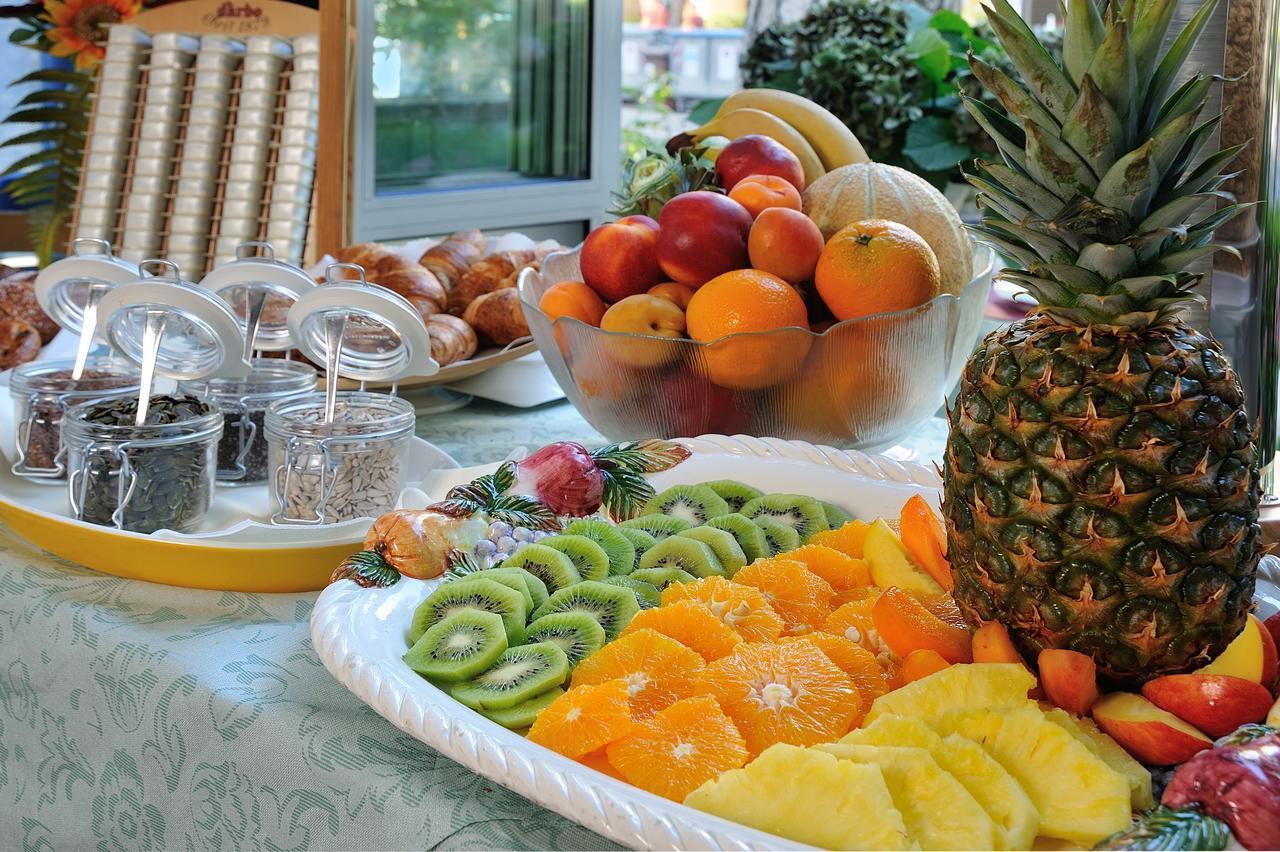 Hotel Suisse Milano Marittima Zewnętrze zdjęcie