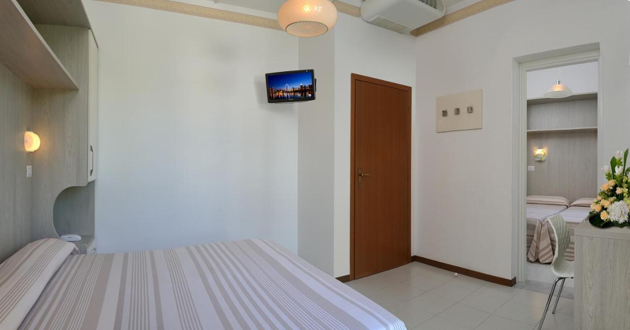 Hotel Suisse Milano Marittima Zewnętrze zdjęcie