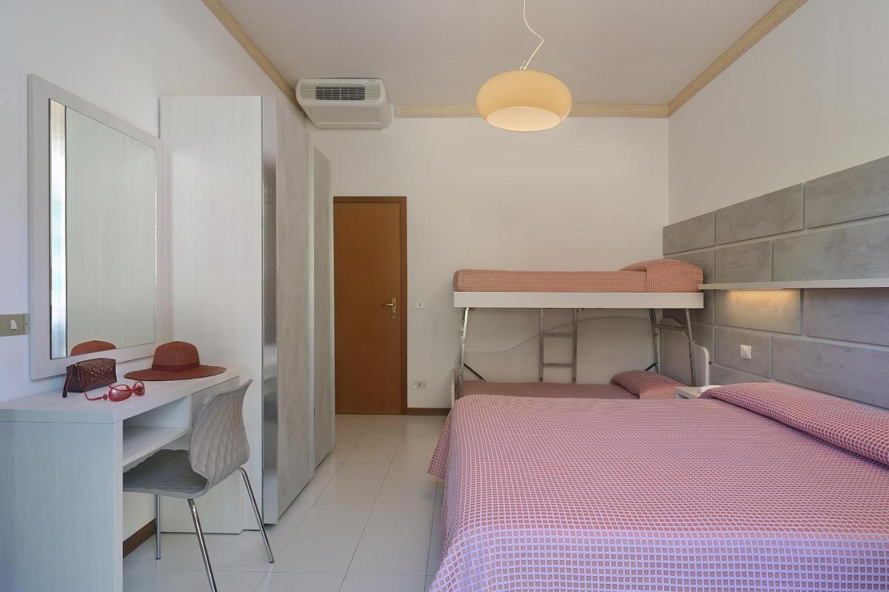 Hotel Suisse Milano Marittima Zewnętrze zdjęcie